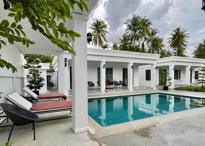 Tarn Villa Krabi