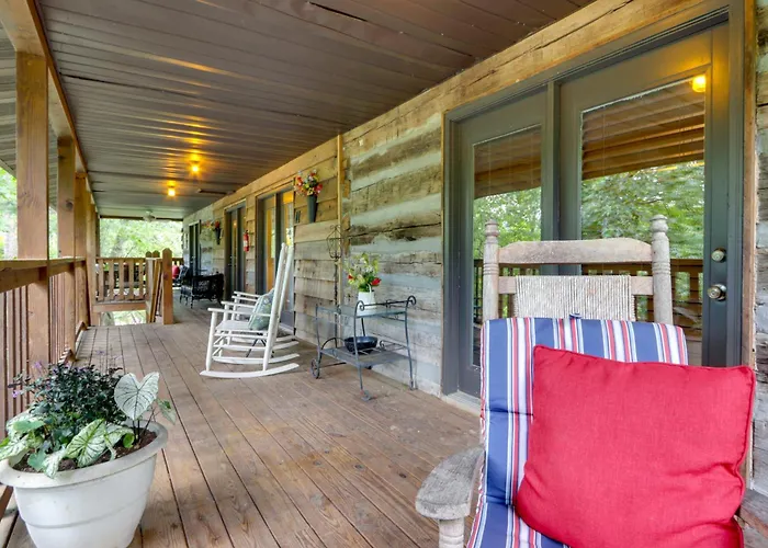 Riverfront Couple'S Retreat In Smoky Mountains!