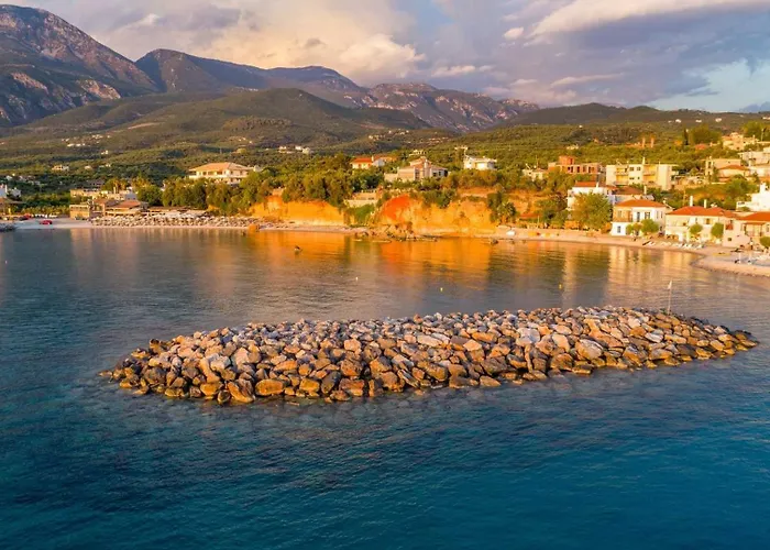 Villa Dafni - Infinite Sea Vistas With Private Pool