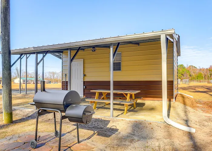 Cozy New Bern Getaway < 2 Mi To Trent River!