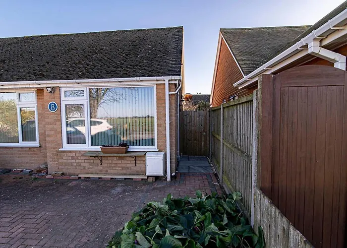 Broadstairs, Bays & Golf - Sleeps 2