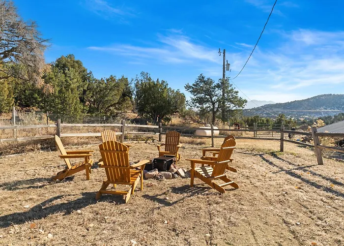 Mountain Farm Stay, Alpacas And Views, Royal Gorge 15Min
