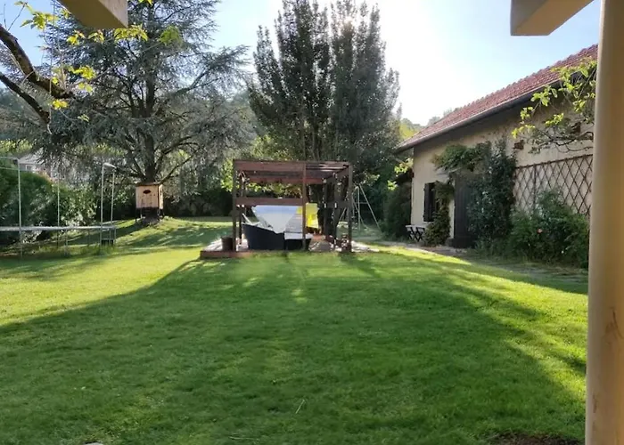 Maison Chalet Au Calme Avec Jardin