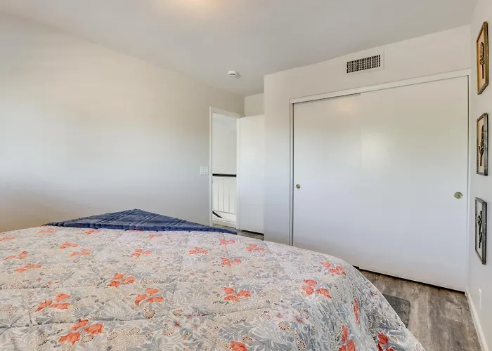 Hike & Golf! Cave Creek Retreat W/ Backyard Oasis