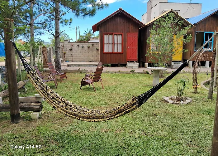 Recanto Cabanas vermelha