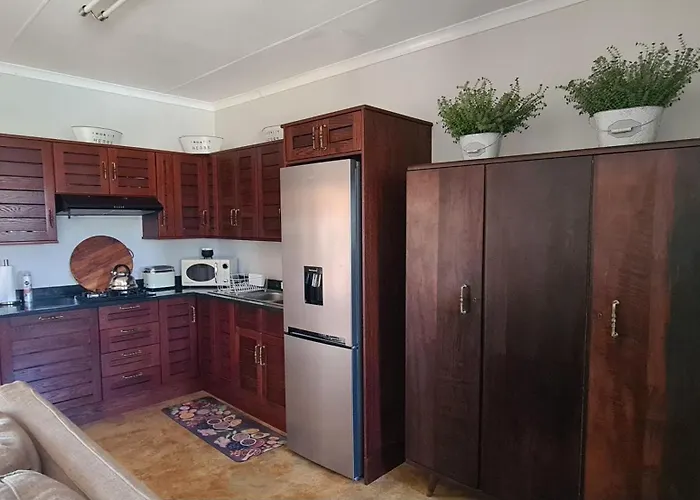 Upstairs R-1 Self-Catering Unit