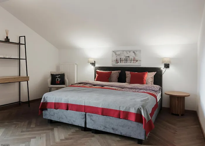 Mountain King Chalet
