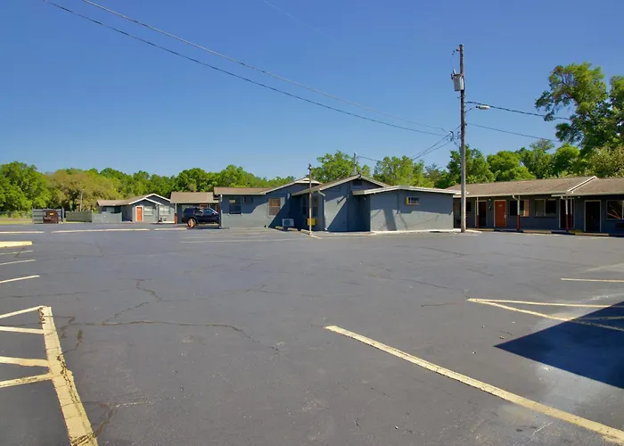 El Camino Motel