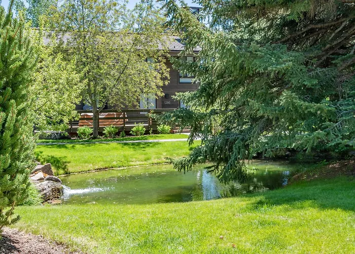 Creekside Condo 1296