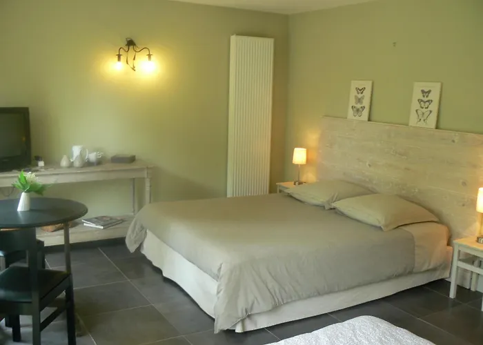 Au Cedre D'Or B&B