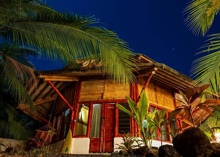 Eco-Lodge Deseo Bamboo