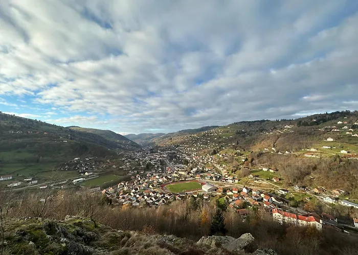 Gite Le Pingu - Spacieux, Calme, Plein Sud - Cabine Sauna - 8 Personnes