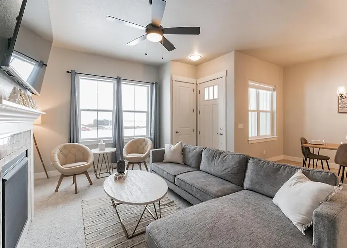 Lovely Townhome At The Tpc Golf Course