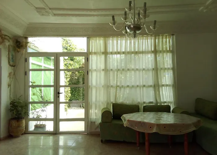 Mother'S House