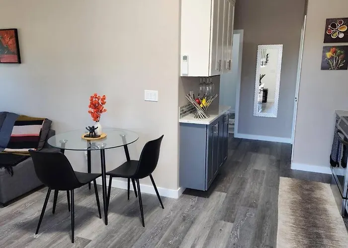 Modern Furnished Retreat