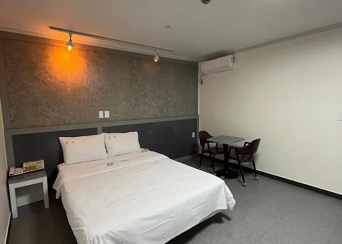 Motel Choo Eok