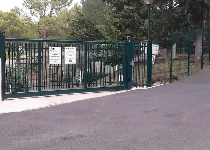 Agde Chalet Senerite Piscine Clim 6 Pl