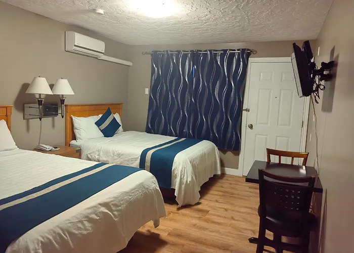 Harbour Light Motel