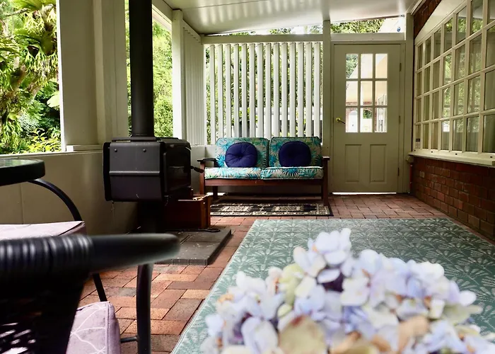Curtis Falls Studio-Apartment