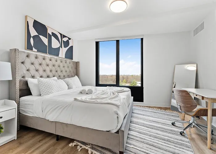 Furnished Luxury Apartment Next To Harvard Stadium