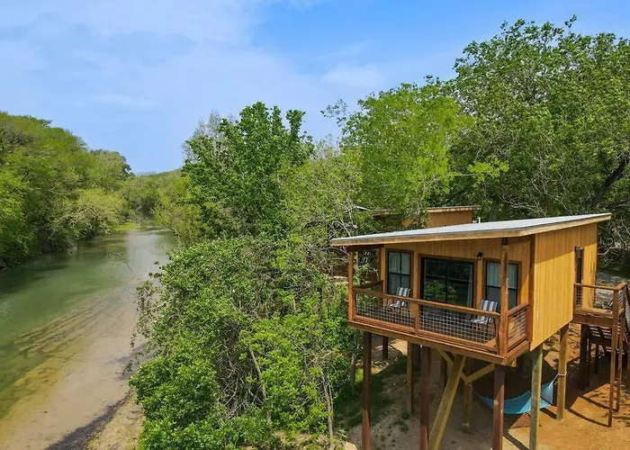 Waterfront Sky Cabin 1
