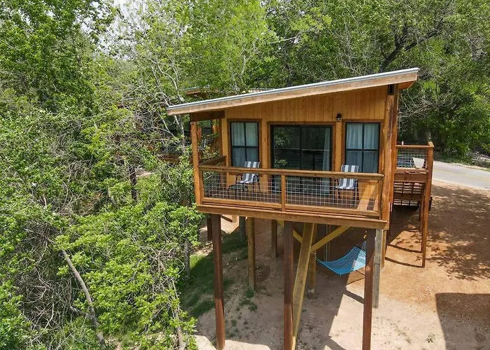 Waterfront Sky Cabin 1