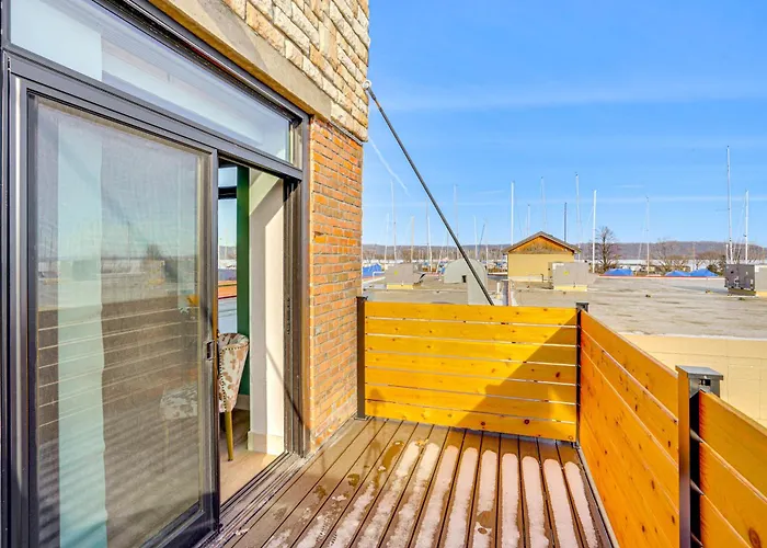 1 Block To Lake City Marina: Condo W/ Rooftop Deck