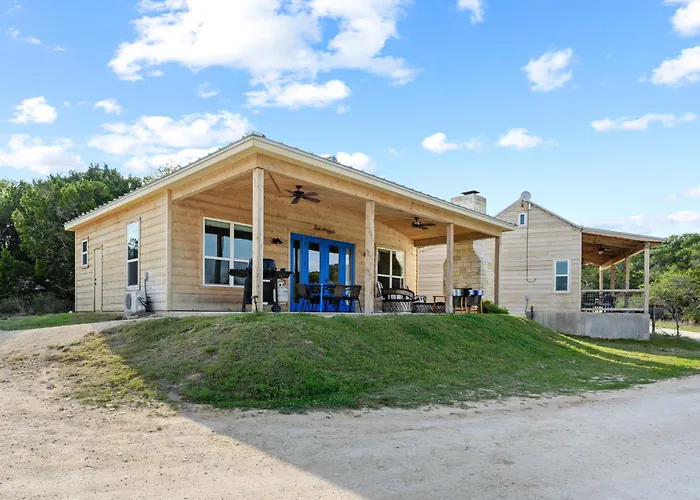 Hill Country Casitas