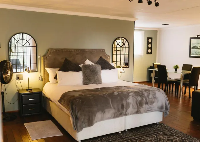 Meraki Country Manor