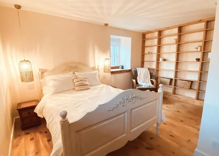 Kingstonstays Historic Downtown Hideaway