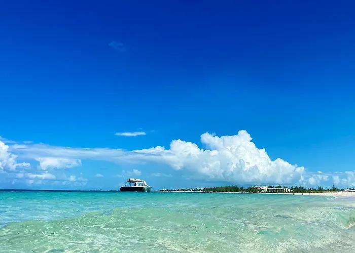 Blue Bird Villa - Turks & Caicos