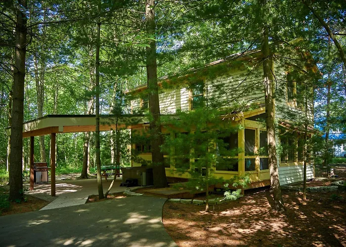 Dollybrook Cottage 1 Pet Friendly Community Pool Groups Welcome