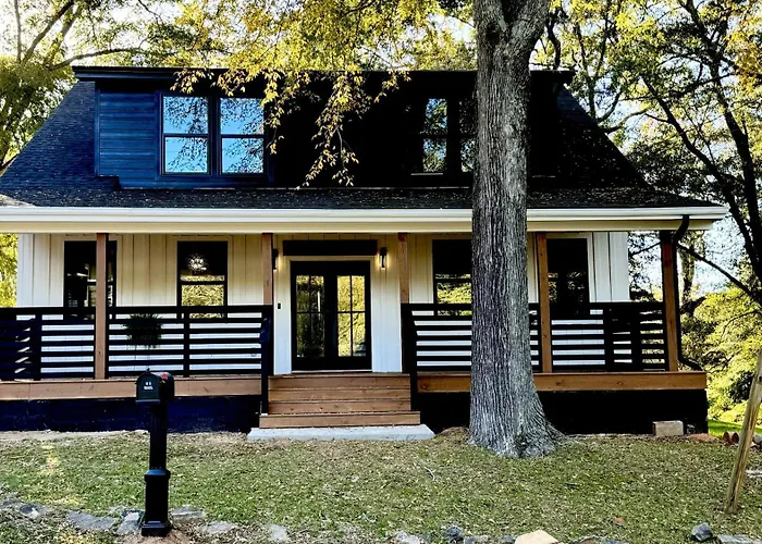 Epic Retreat At Mystic Falls 5 Bedrooms 3 Baths
