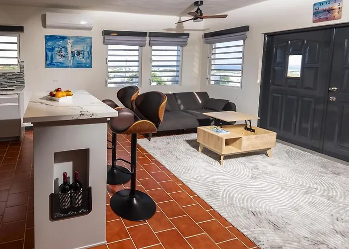 Deany'S Uptop Luxury Suite