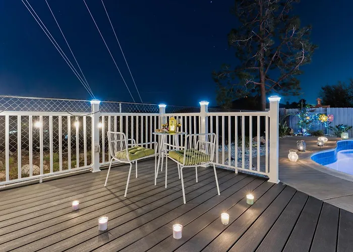 Upscale Resort House, Views, Saltwater Pool, Spa