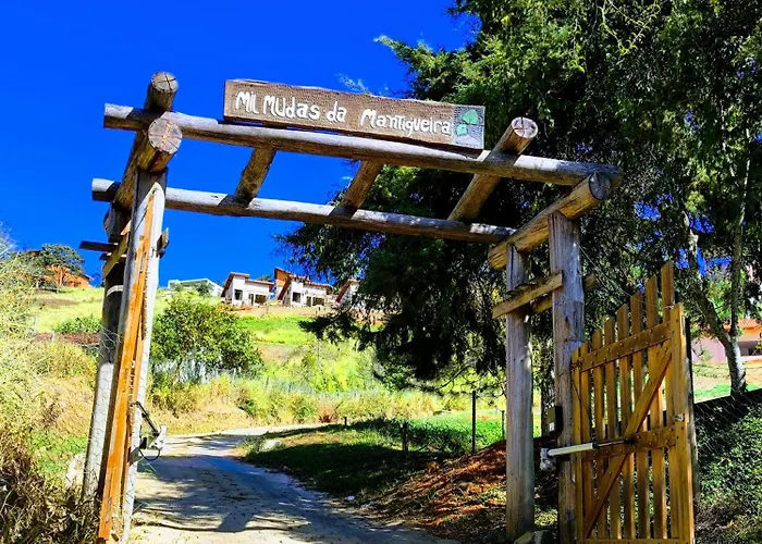 Chalés Mil Mudas da Mantiqueira - Hidro dupla, lareira interna e vista espetacular