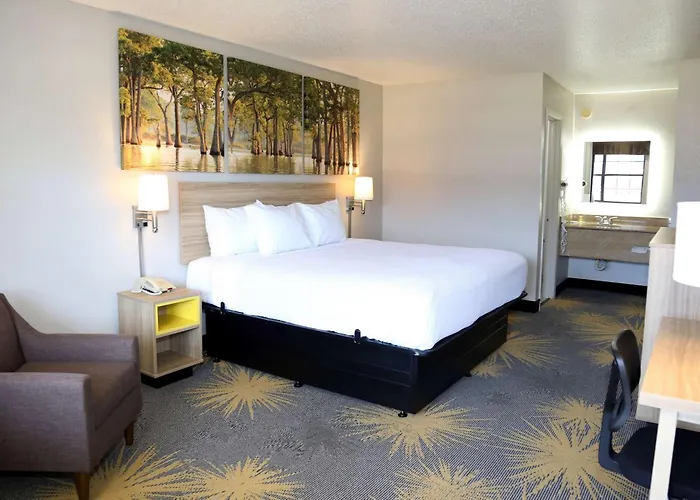 Days Inn By Wyndham Monroe, Louisiana