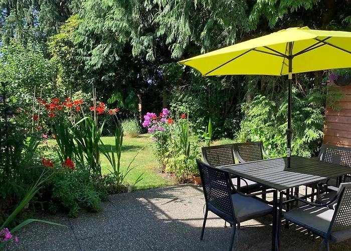 Awesome 2Br In Lynn Valley