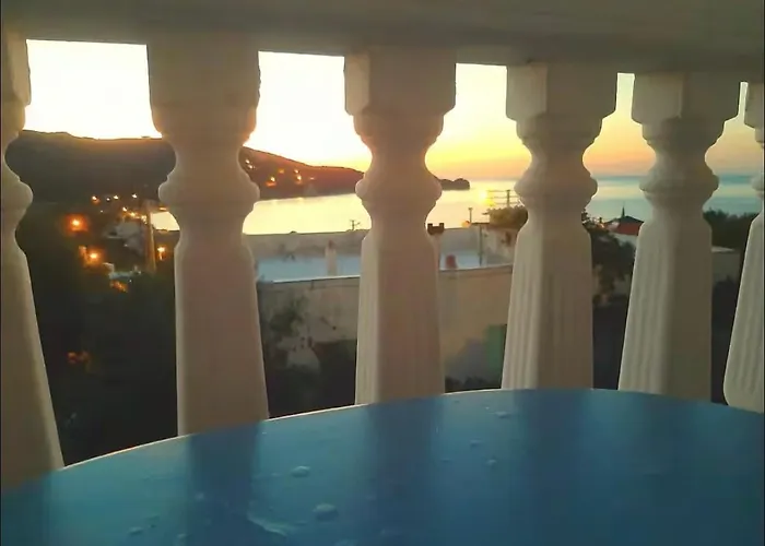 Karaburun Nergis House