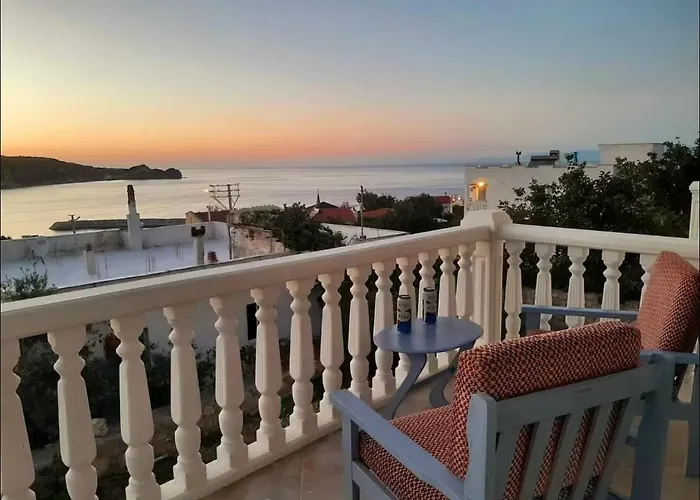 Karaburun Nergis House