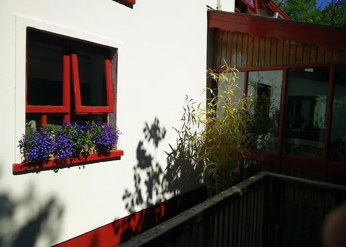 The Limehouse Cottage