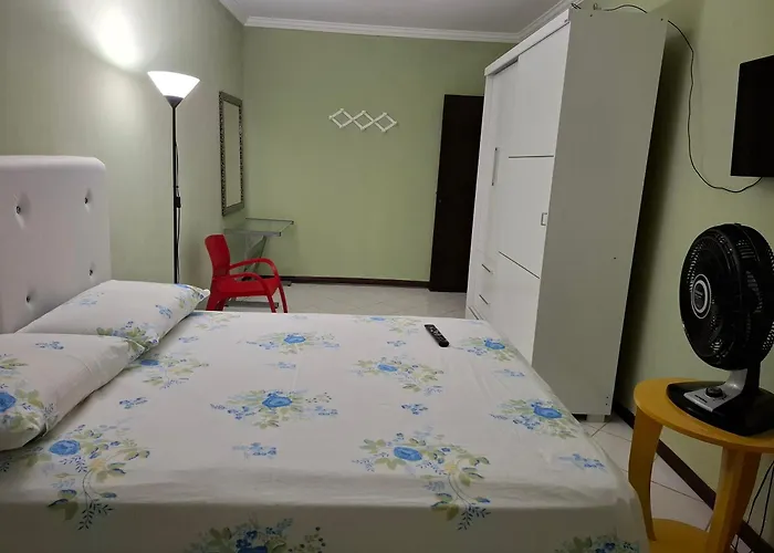 Quarto Domiciliar Em Antares Maceio