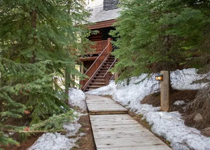 Ravenwood Cabin By Stayin