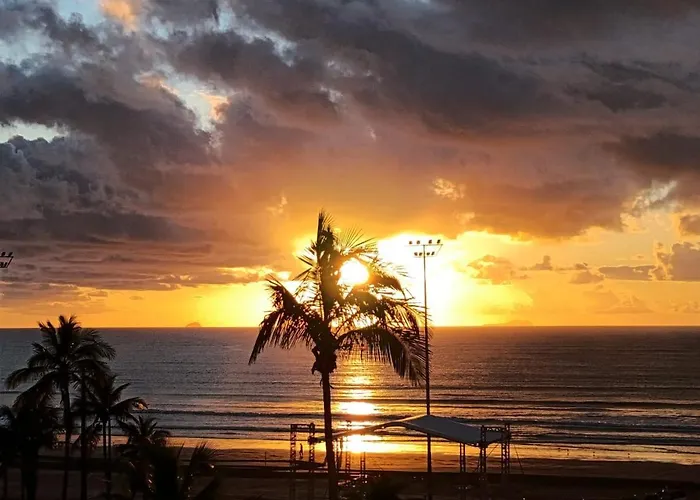 Apartamento Peruibe pé na areia!!!