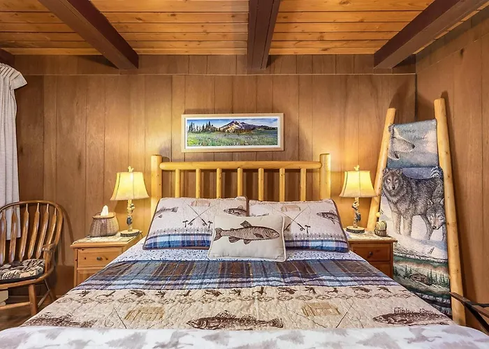 Elk Country Cabin | Wood Stove, Bbq, Ev Charger