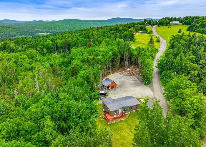 4 Mi To Lake Francis: Peaceful Pittsburg Home