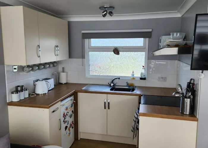 Charming 2-Bed Chalet
