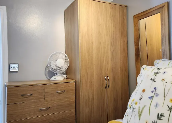 Charming 2-Bed Chalet