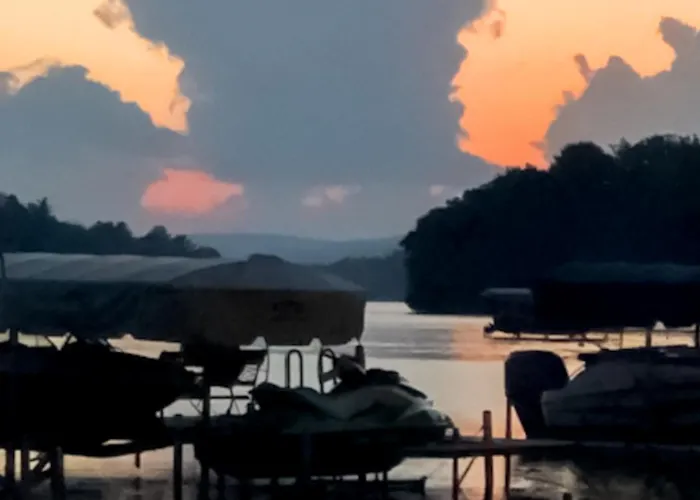 Lakefront + Dock! Family-Friendly Wisconsin Escape