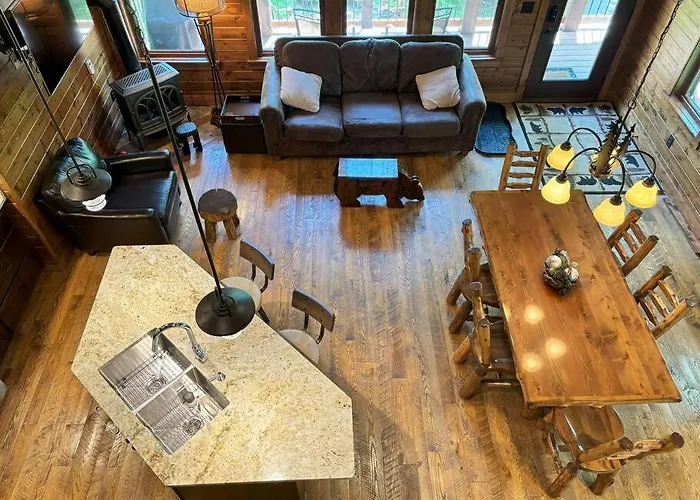 Crosslake Treetop Escape